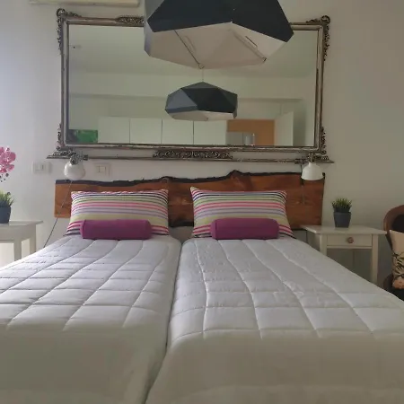 Bnbook-greppi Metro Appartement Pero